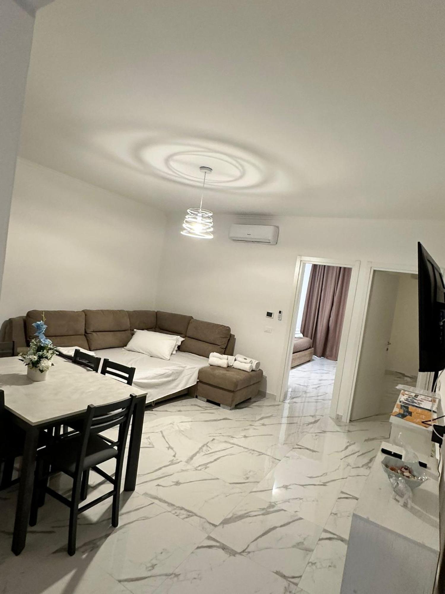 Holiday home Sweethome *